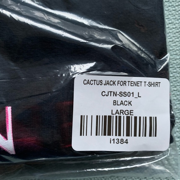 Cactus Jack/Tenet the Film Large - Picture 3 of 4